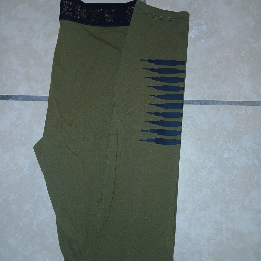 Savage X Fenty Olive Leggings with Black Detail